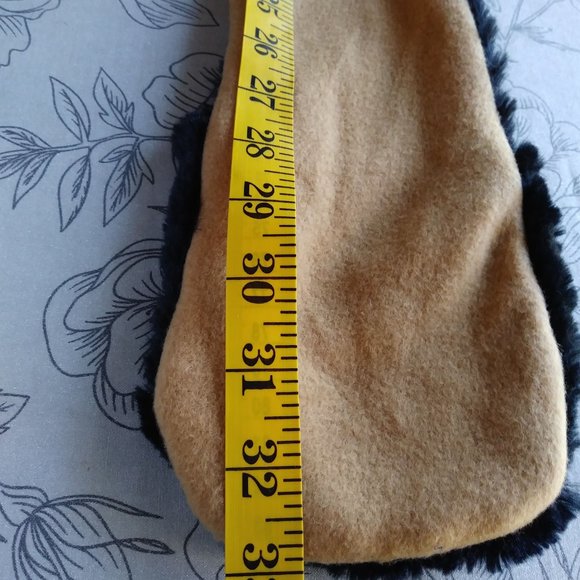 WISH PETS Fuzzy Hat with built in Scarf & Mittens - Picture 5 of 7